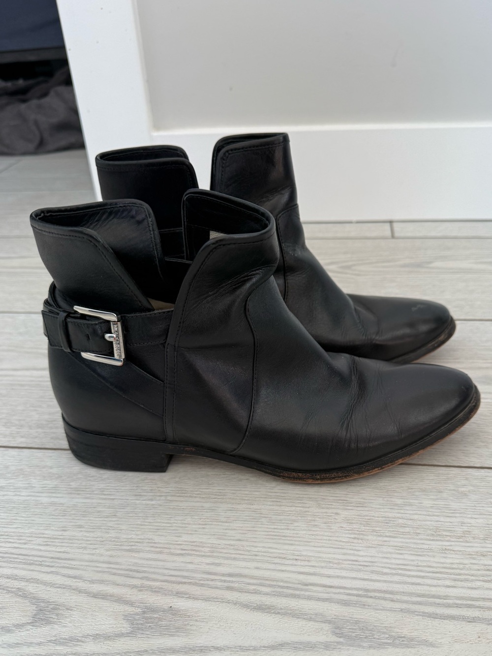 Michael Kors Salem black leather ankle boots flats buckle classic neutral moto